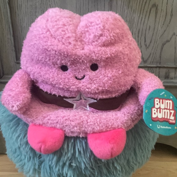 BUM BUMZ Other - BRAND NEW BUM BUMZ SIZE 7.5”! NWT! SMOKE FREE HOME!